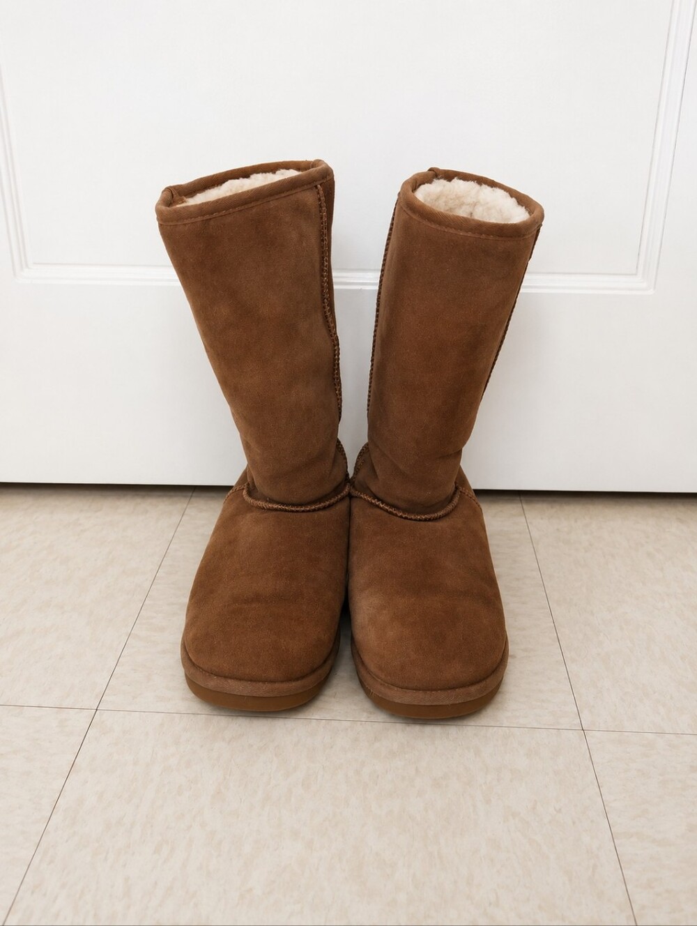BearPaw Y2k McBling Cozy Girl Downtown Girl Winter Boots Size 8